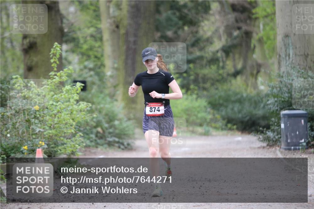 13.04.2025 - Hammer Lauf Jannik Wohlers http://msf.ph/oto/7644271 13.04.2025 11:53:16 Laufen 874 meine-sportfotos.de