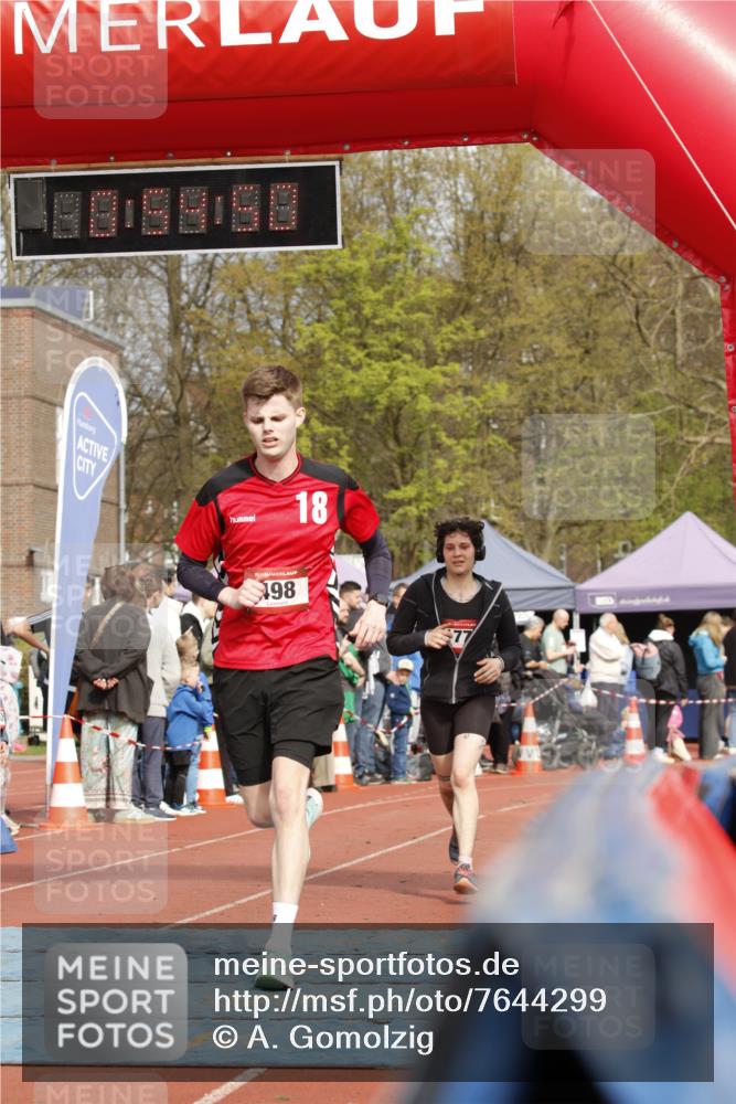 13.04.2025 - Hammer Lauf A. Gomolzig http://msf.ph/oto/7644299 13.04.2025 10:40:49 Ziel 498, 520, 1778, 1782 meine-sportfotos.de