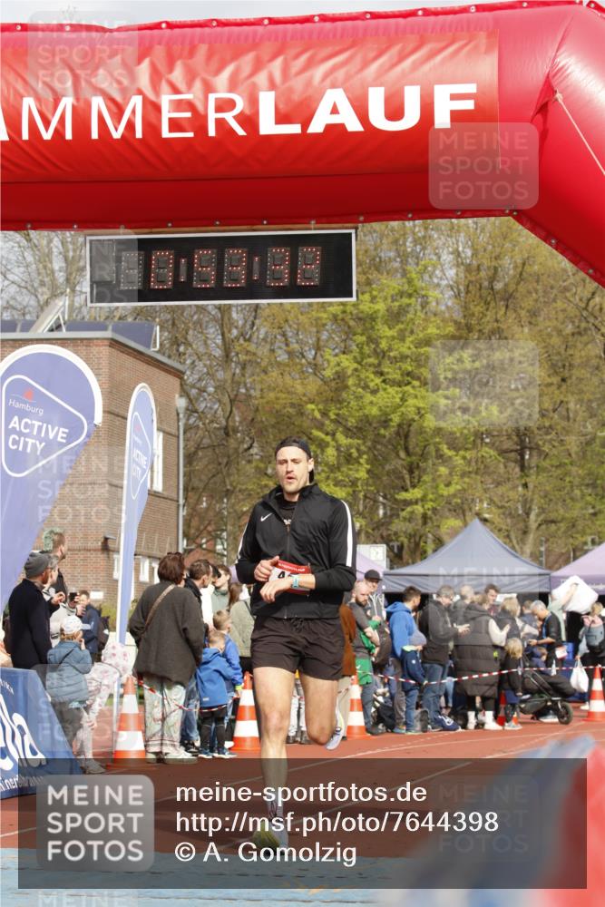 13.04.2025 - Hammer Lauf A. Gomolzig http://msf.ph/oto/7644398 13.04.2025 10:39:32 Ziel 449, 646, 904 meine-sportfotos.de