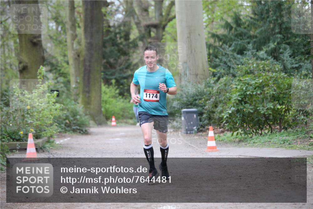 13.04.2025 - Hammer Lauf Jannik Wohlers http://msf.ph/oto/7644481 13.04.2025 11:52:28 Laufen 1174 meine-sportfotos.de