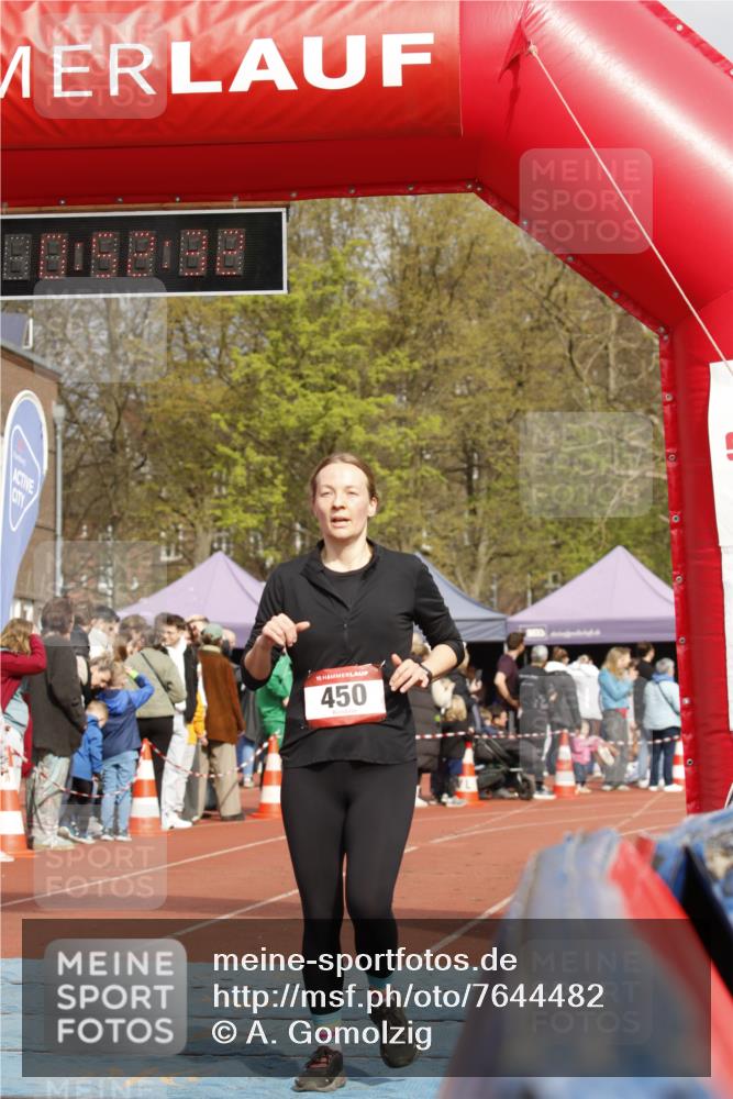 13.04.2025 - Hammer Lauf A. Gomolzig http://msf.ph/oto/7644482 13.04.2025 10:38:32 Ziel 450, 935 meine-sportfotos.de