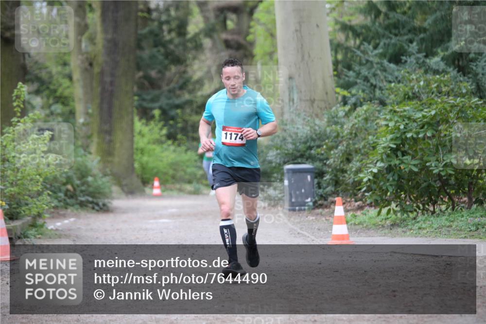 13.04.2025 - Hammer Lauf Jannik Wohlers http://msf.ph/oto/7644490 13.04.2025 11:52:27 Laufen 1174 meine-sportfotos.de
