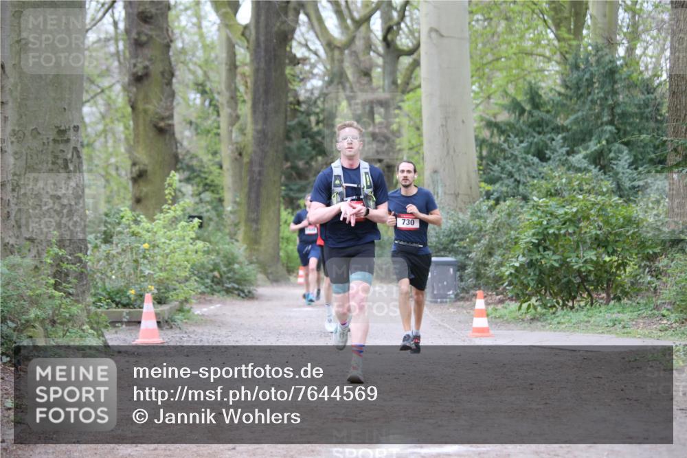13.04.2025 - Hammer Lauf Jannik Wohlers http://msf.ph/oto/7644569 13.04.2025 11:51:47 Laufen 730 meine-sportfotos.de