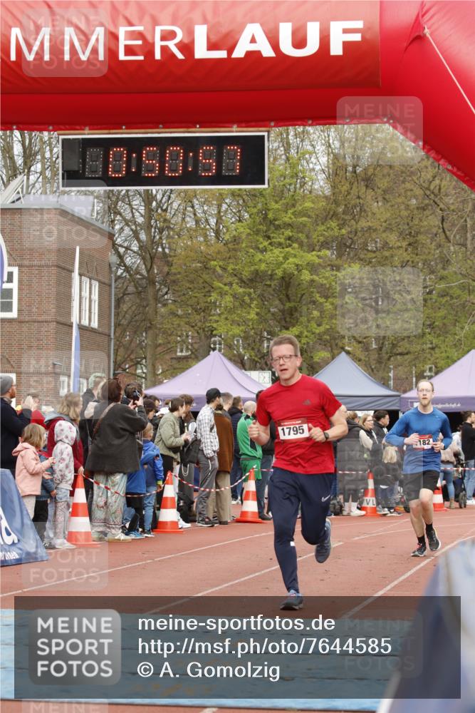 13.04.2025 - Hammer Lauf A. Gomolzig http://msf.ph/oto/7644585 13.04.2025 10:36:57 Ziel 620, 1182, 1769, 1795 meine-sportfotos.de