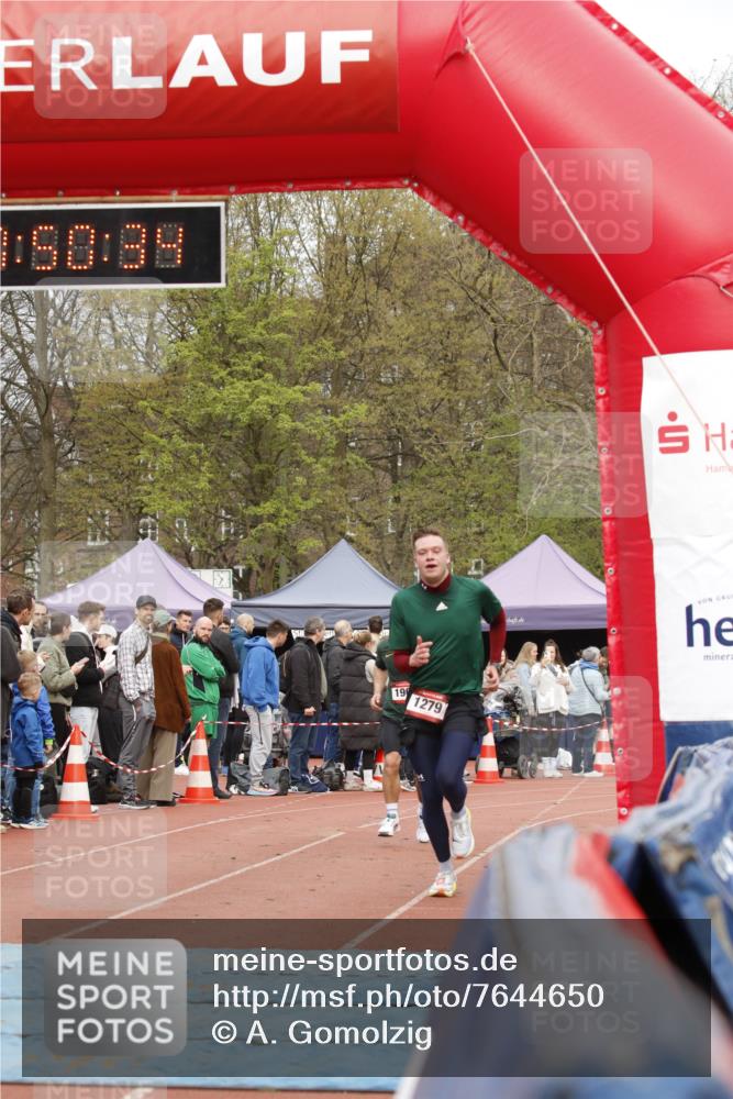 13.04.2025 - Hammer Lauf A. Gomolzig http://msf.ph/oto/7644650 13.04.2025 10:36:33 Ziel 1279, 1964 meine-sportfotos.de