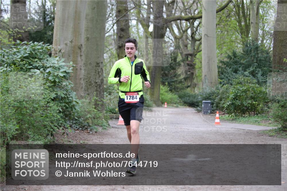 13.04.2025 - Hammer Lauf Jannik Wohlers http://msf.ph/oto/7644719 13.04.2025 11:50:18 Laufen 1784 meine-sportfotos.de