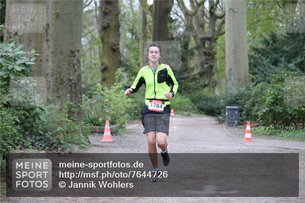13.04.2025 - Hammer Lauf Jannik Wohlers http://msf.ph/oto/7644726 13.04.2025 11:50:18 Laufen 1784 meine-sportfotos.de