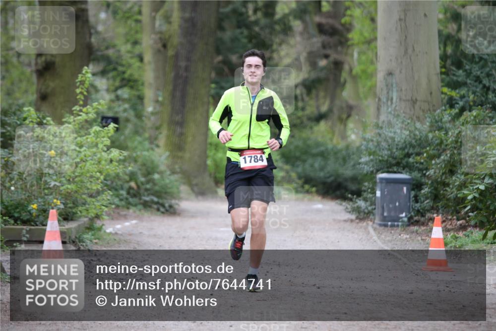 13.04.2025 - Hammer Lauf Jannik Wohlers http://msf.ph/oto/7644741 13.04.2025 11:50:16 Laufen 1784 meine-sportfotos.de