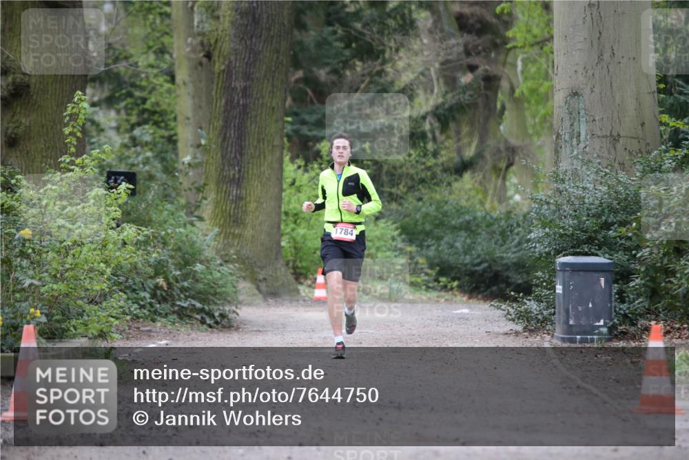 13.04.2025 - Hammer Lauf Jannik Wohlers http://msf.ph/oto/7644750 13.04.2025 11:50:12 Laufen 1784 meine-sportfotos.de