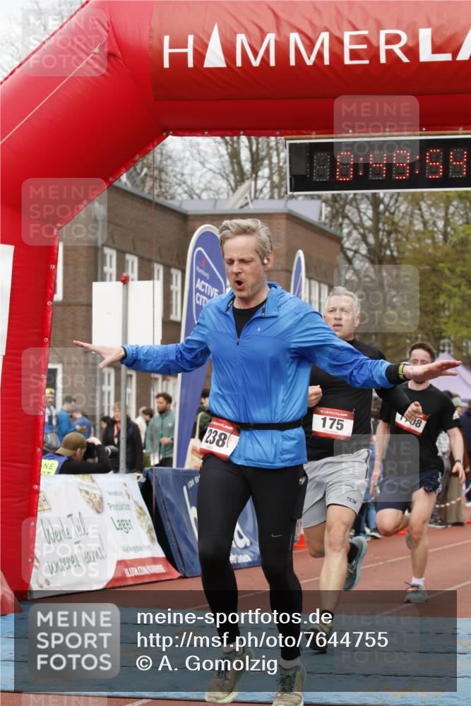 13.04.2025 - Hammer Lauf A. Gomolzig http://msf.ph/oto/7644755 13.04.2025 10:35:54 Ziel 175, 238, 792, 1708 meine-sportfotos.de