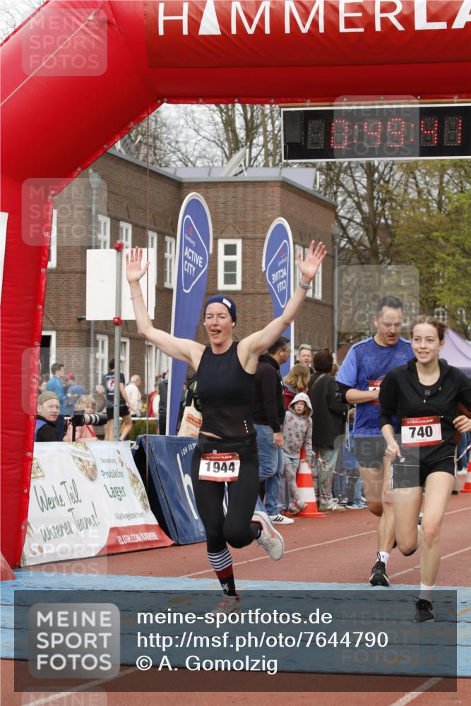 13.04.2025 - Hammer Lauf A. Gomolzig http://msf.ph/oto/7644790 13.04.2025 10:35:41 Ziel 255, 328, 740, 1143, 1944, 1949 meine-sportfotos.de