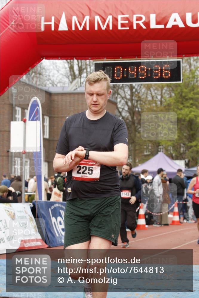 13.04.2025 - Hammer Lauf A. Gomolzig http://msf.ph/oto/7644813 13.04.2025 10:35:35 Ziel 255, 740, 1143, 1944 meine-sportfotos.de