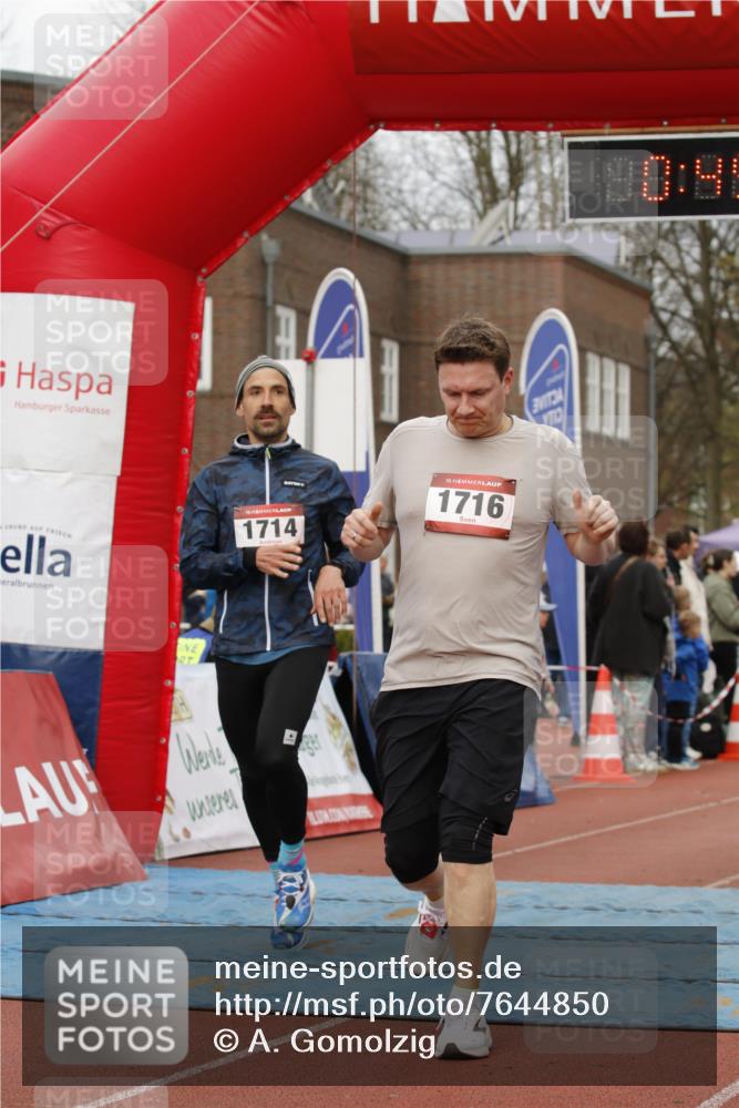 13.04.2025 - Hammer Lauf A. Gomolzig http://msf.ph/oto/7644850 13.04.2025 10:35:17 Ziel 509, 1714, 1716 meine-sportfotos.de