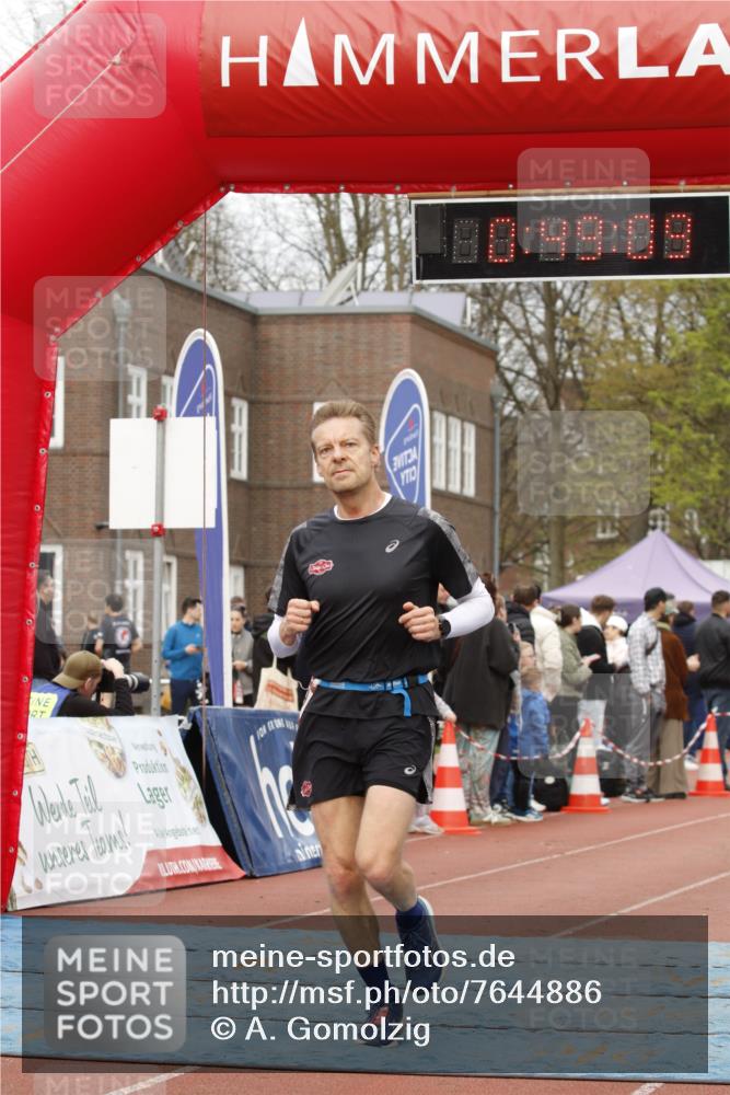 13.04.2025 - Hammer Lauf A. Gomolzig http://msf.ph/oto/7644886 13.04.2025 10:35:09 Ziel 1229, 1728 meine-sportfotos.de