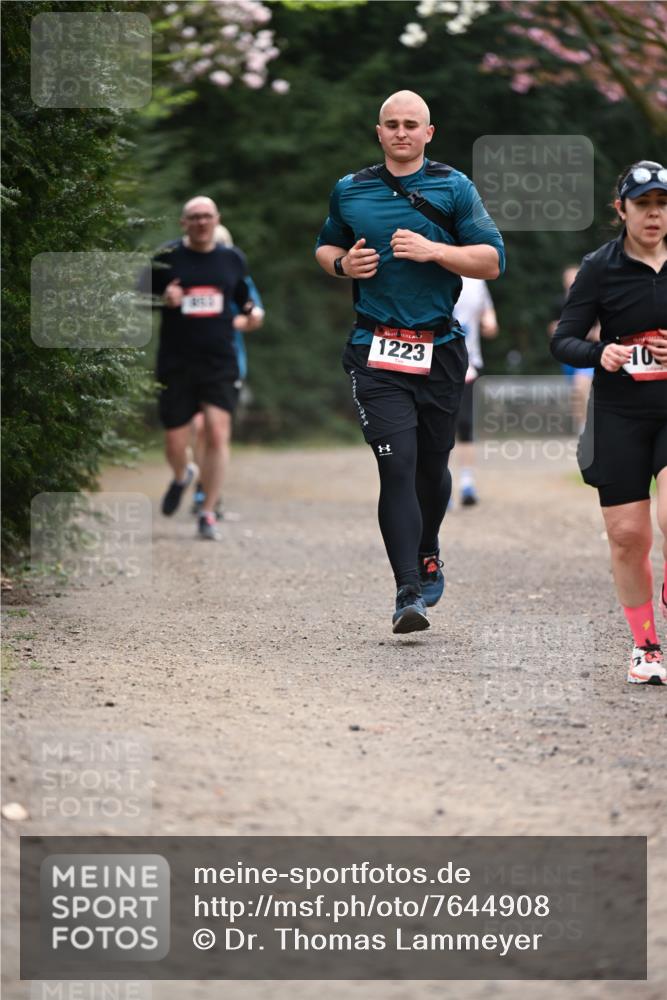 13.04.2025 - Hammer Lauf Dr. Thomas Lammeyer http://msf.ph/oto/7644908 13.04.2025 10:14:23 Laufen 405, 1223, 10 meine-sportfotos.de