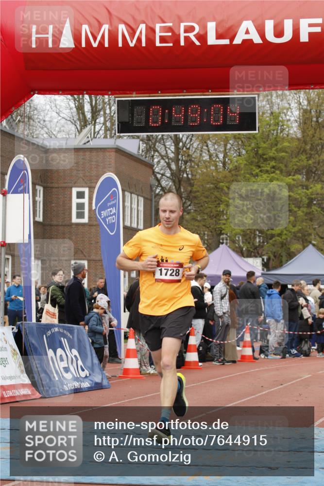 13.04.2025 - Hammer Lauf A. Gomolzig http://msf.ph/oto/7644915 13.04.2025 10:35:03 Ziel 1229, 1728 meine-sportfotos.de