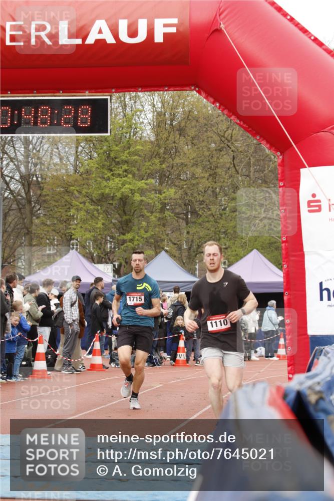 13.04.2025 - Hammer Lauf A. Gomolzig http://msf.ph/oto/7645021 13.04.2025 10:34:28 Ziel 285, 1110, 1715 meine-sportfotos.de