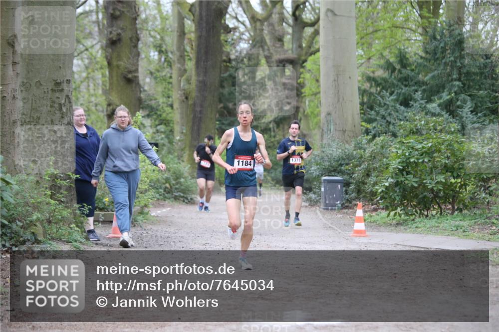 13.04.2025 - Hammer Lauf Jannik Wohlers http://msf.ph/oto/7645034 13.04.2025 11:48:46 Laufen 1184, 1371 meine-sportfotos.de