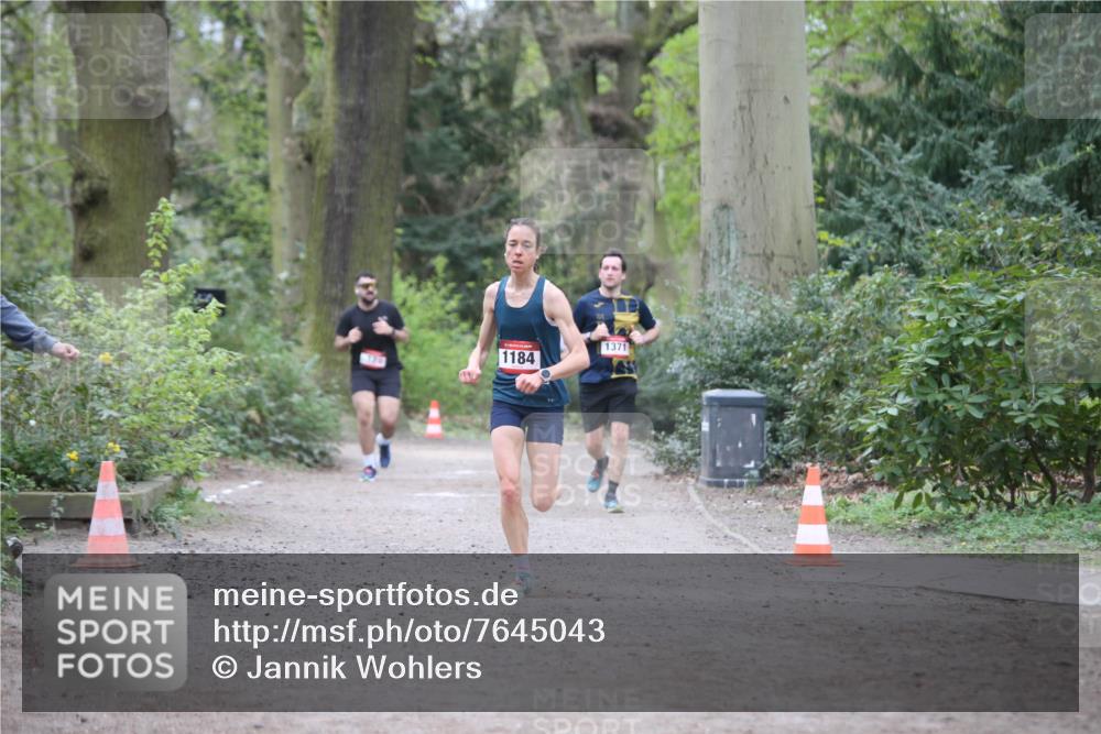 13.04.2025 - Hammer Lauf Jannik Wohlers http://msf.ph/oto/7645043 13.04.2025 11:48:45 Laufen 1184, 1371 meine-sportfotos.de
