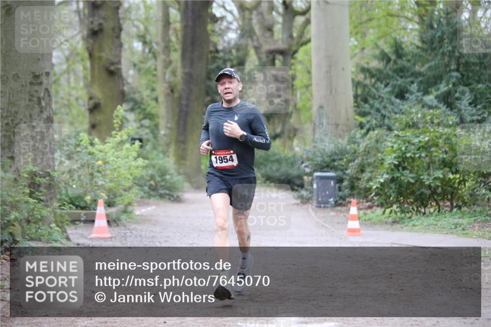 13.04.2025 - Hammer Lauf Jannik Wohlers http://msf.ph/oto/7645070 13.04.2025 11:48:35 Laufen 1954 meine-sportfotos.de