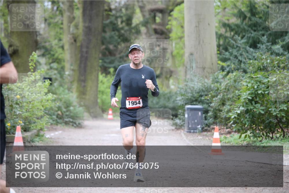 13.04.2025 - Hammer Lauf Jannik Wohlers http://msf.ph/oto/7645075 13.04.2025 11:48:34 Laufen 1954 meine-sportfotos.de