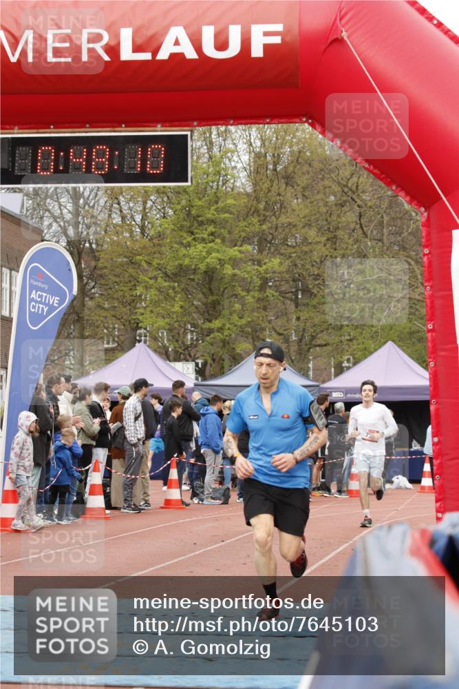 13.04.2025 - Hammer Lauf A. Gomolzig http://msf.ph/oto/7645103 13.04.2025 10:34:10 Ziel 239, 729, 1197, 1286 meine-sportfotos.de