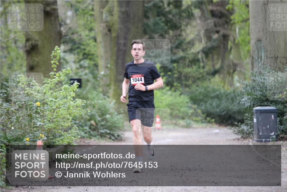 13.04.2025 - Hammer Lauf Jannik Wohlers http://msf.ph/oto/7645153 13.04.2025 11:47:49 Laufen 1044 meine-sportfotos.de