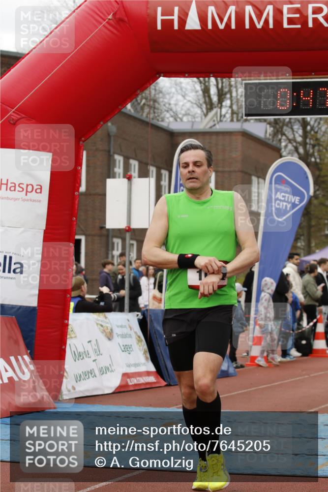13.04.2025 - Hammer Lauf A. Gomolzig http://msf.ph/oto/7645205 13.04.2025 10:33:19 Ziel 105, 158, 357, 1919 meine-sportfotos.de