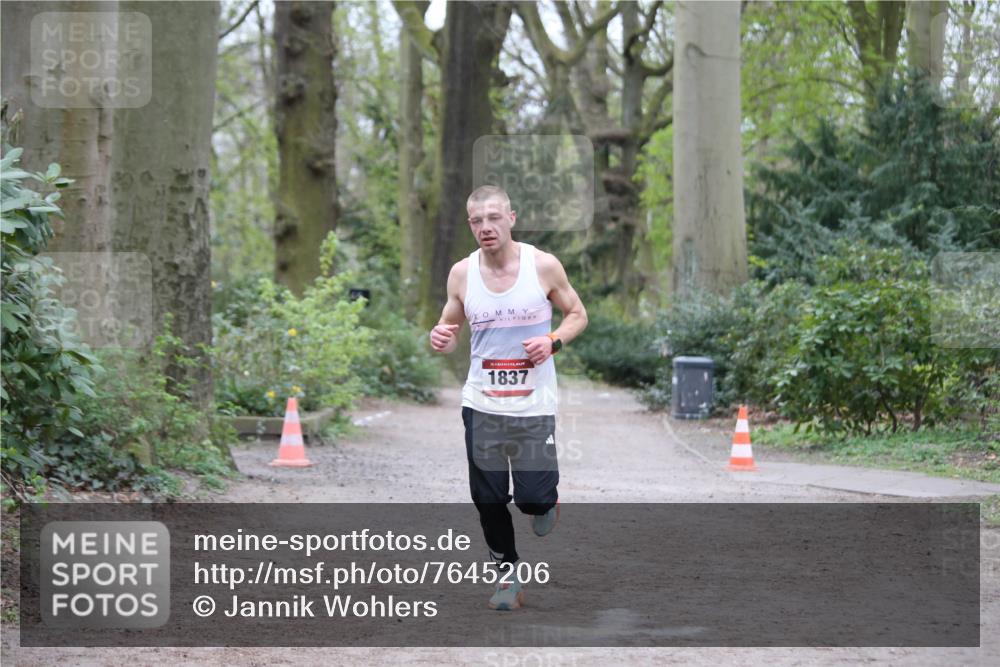 13.04.2025 - Hammer Lauf Jannik Wohlers http://msf.ph/oto/7645206 13.04.2025 11:47:23 Laufen 1837 meine-sportfotos.de