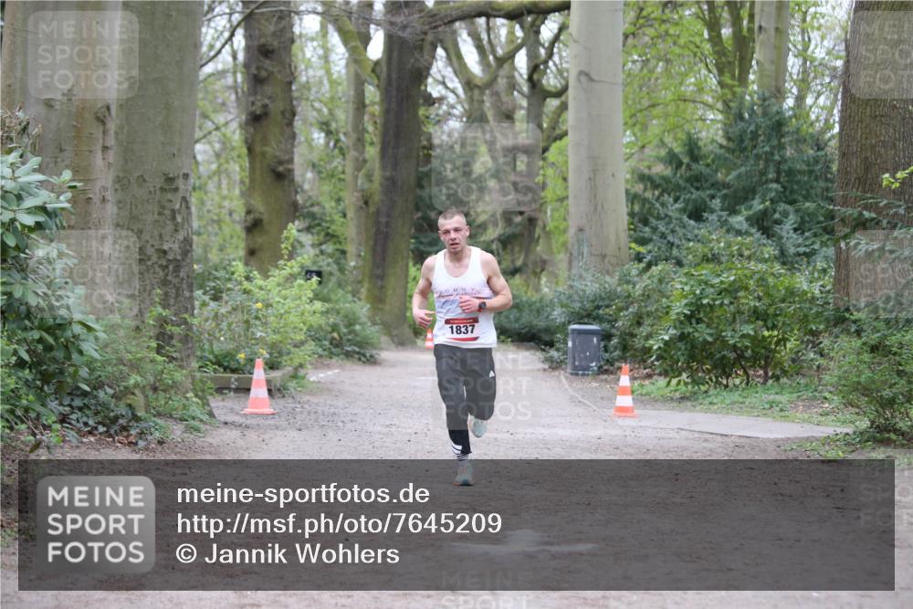 13.04.2025 - Hammer Lauf Jannik Wohlers http://msf.ph/oto/7645209 13.04.2025 11:47:22 Laufen 1837 meine-sportfotos.de