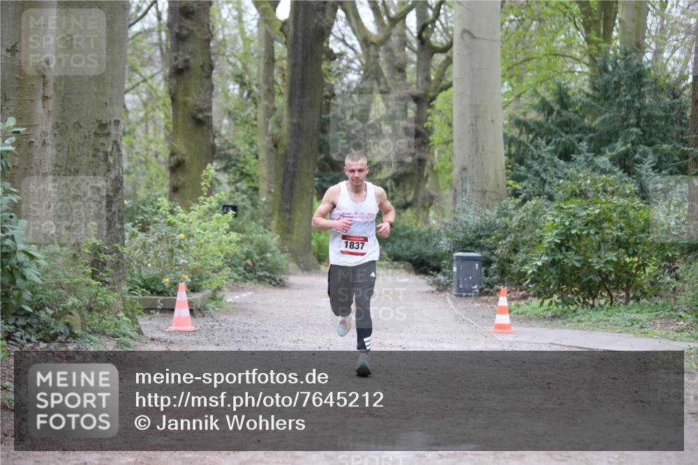 13.04.2025 - Hammer Lauf Jannik Wohlers http://msf.ph/oto/7645212 13.04.2025 11:47:22 Laufen 1837 meine-sportfotos.de