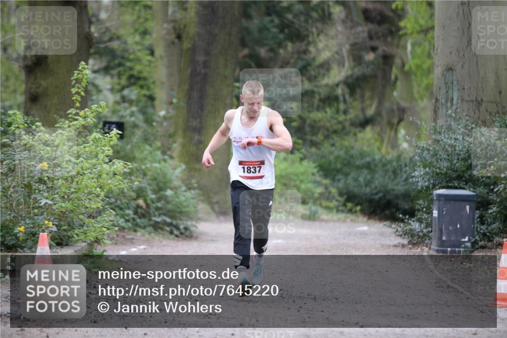13.04.2025 - Hammer Lauf Jannik Wohlers http://msf.ph/oto/7645220 13.04.2025 11:47:20 Laufen 15, 1837 meine-sportfotos.de