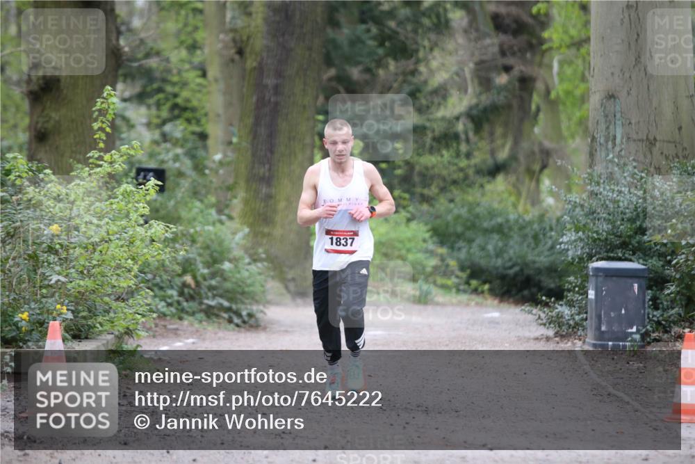 13.04.2025 - Hammer Lauf Jannik Wohlers http://msf.ph/oto/7645222 13.04.2025 11:47:19 Laufen 1837 meine-sportfotos.de