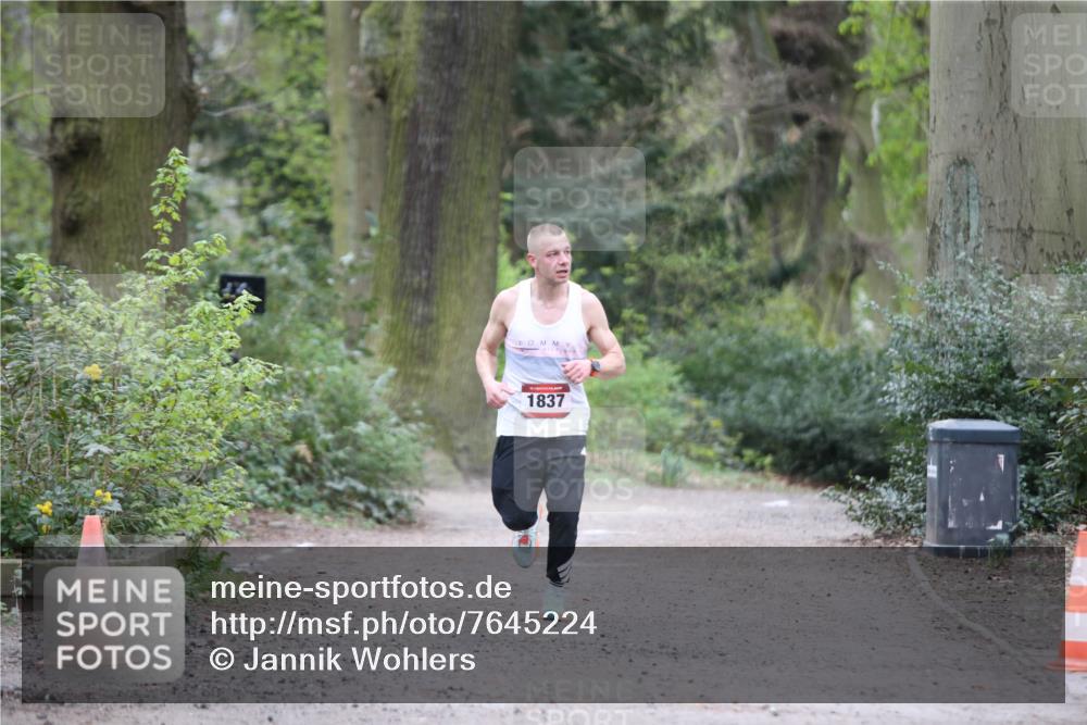 13.04.2025 - Hammer Lauf Jannik Wohlers http://msf.ph/oto/7645224 13.04.2025 11:47:19 Laufen 1837 meine-sportfotos.de