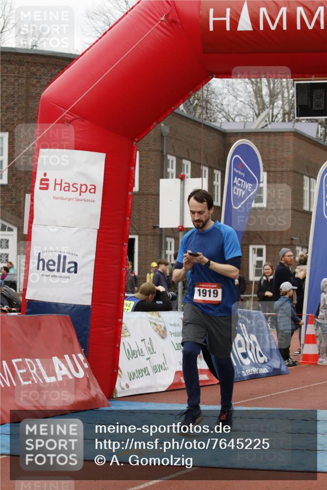 13.04.2025 - Hammer Lauf A. Gomolzig http://msf.ph/oto/7645225 13.04.2025 10:33:16 Ziel 105, 158, 357, 1919 meine-sportfotos.de