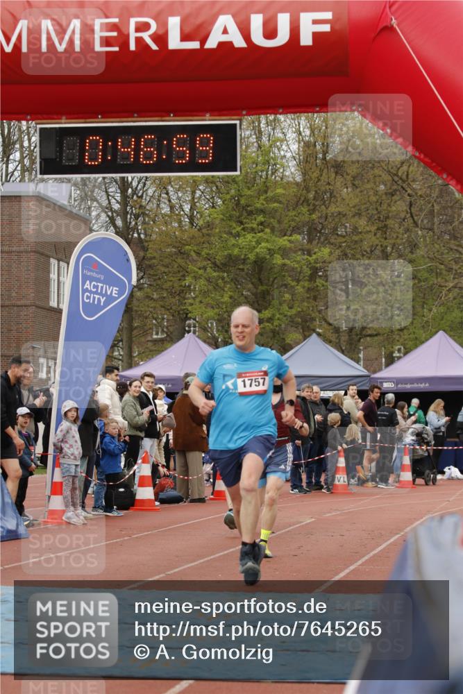 13.04.2025 - Hammer Lauf A. Gomolzig http://msf.ph/oto/7645265 13.04.2025 10:32:59 Ziel 189, 982, 1757, 1976 meine-sportfotos.de
