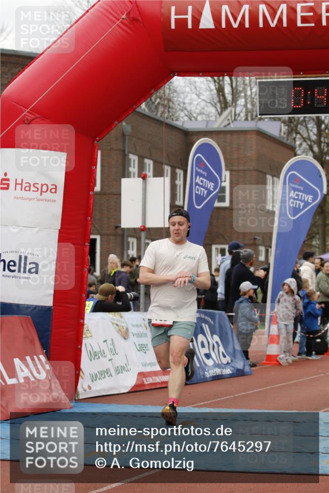 13.04.2025 - Hammer Lauf A. Gomolzig http://msf.ph/oto/7645297 13.04.2025 10:32:52 Ziel 766, 982 meine-sportfotos.de
