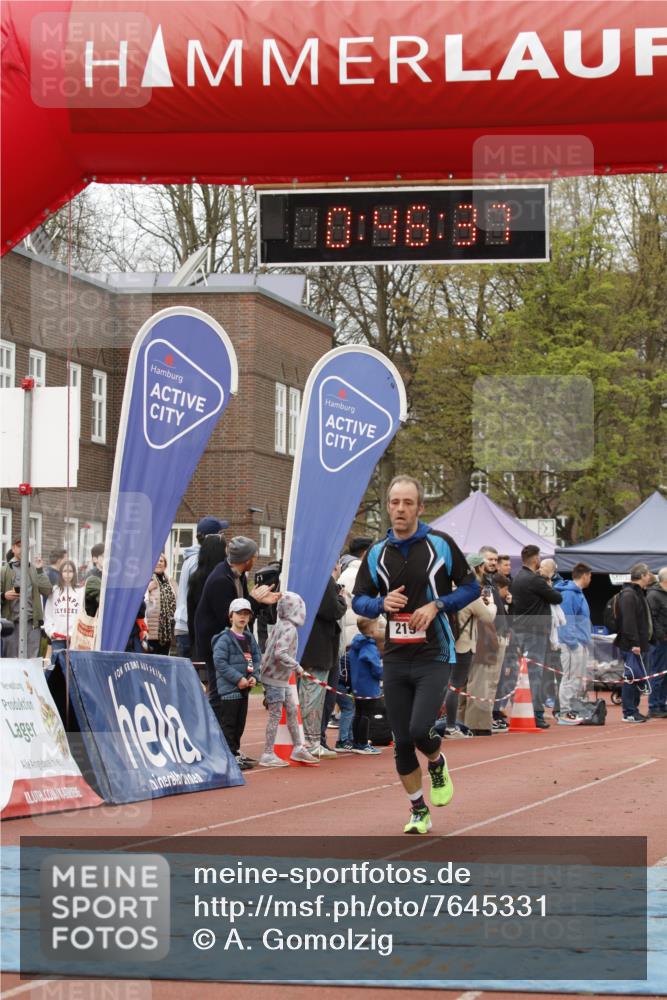 13.04.2025 - Hammer Lauf A. Gomolzig http://msf.ph/oto/7645331 13.04.2025 10:32:37 Ziel 219, 1074, 1809 meine-sportfotos.de
