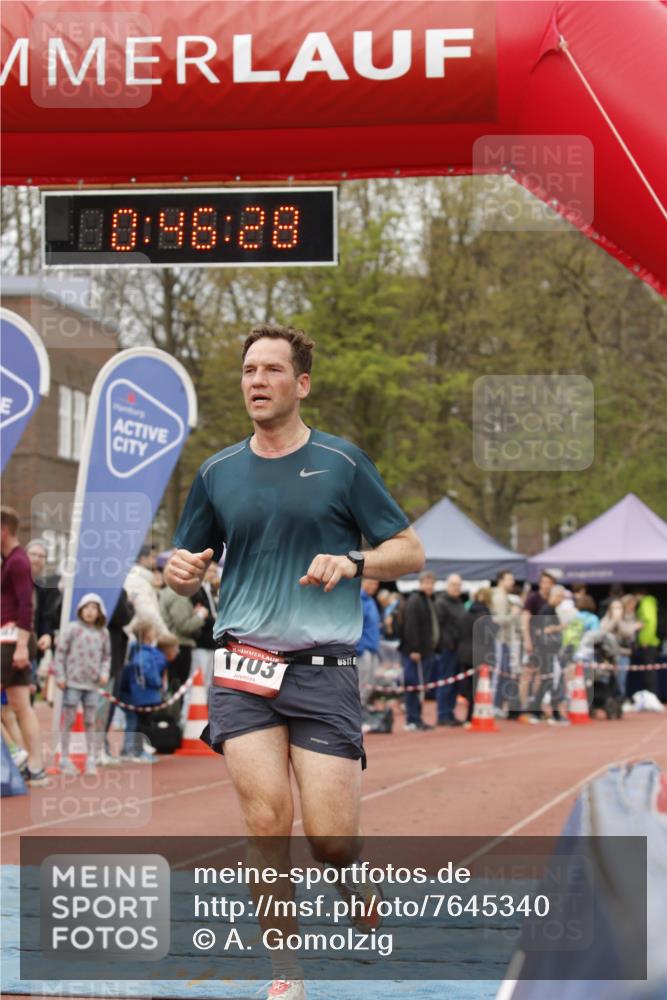 13.04.2025 - Hammer Lauf A. Gomolzig http://msf.ph/oto/7645340 13.04.2025 10:32:27 Ziel 155, 744, 1703, 1902 meine-sportfotos.de