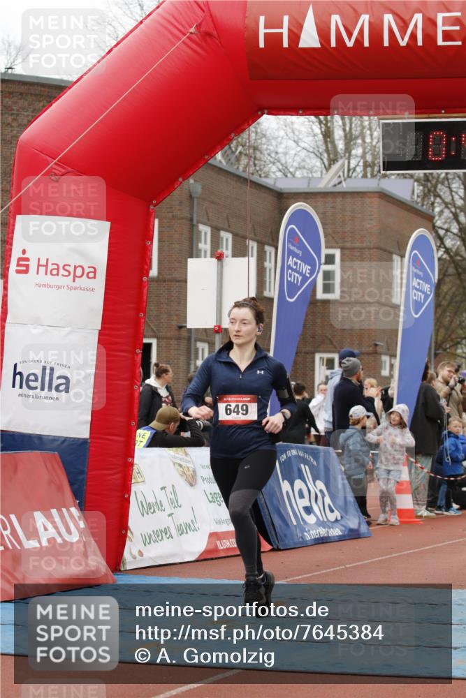 13.04.2025 - Hammer Lauf A. Gomolzig http://msf.ph/oto/7645384 13.04.2025 10:32:17 Ziel 649, 744 meine-sportfotos.de