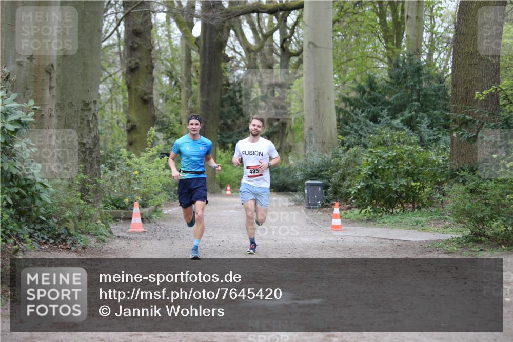 13.04.2025 - Hammer Lauf Jannik Wohlers http://msf.ph/oto/7645420 13.04.2025 11:46:16 Laufen 485 meine-sportfotos.de