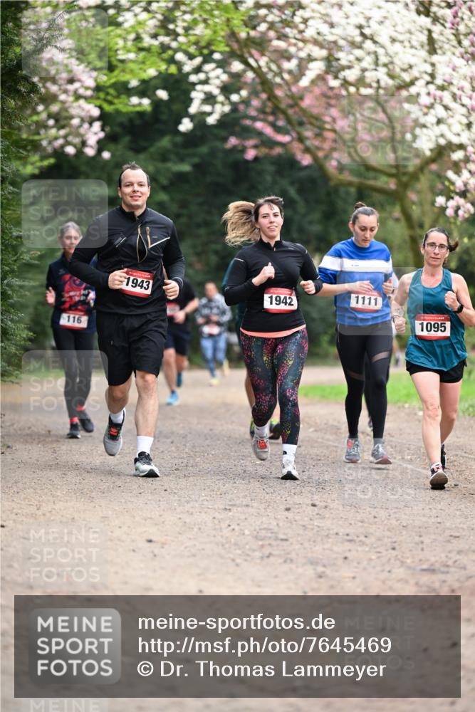13.04.2025 - Hammer Lauf Dr. Thomas Lammeyer http://msf.ph/oto/7645469 13.04.2025 10:15:12 Laufen 116, 1943, 1111, 1942, 1095 meine-sportfotos.de