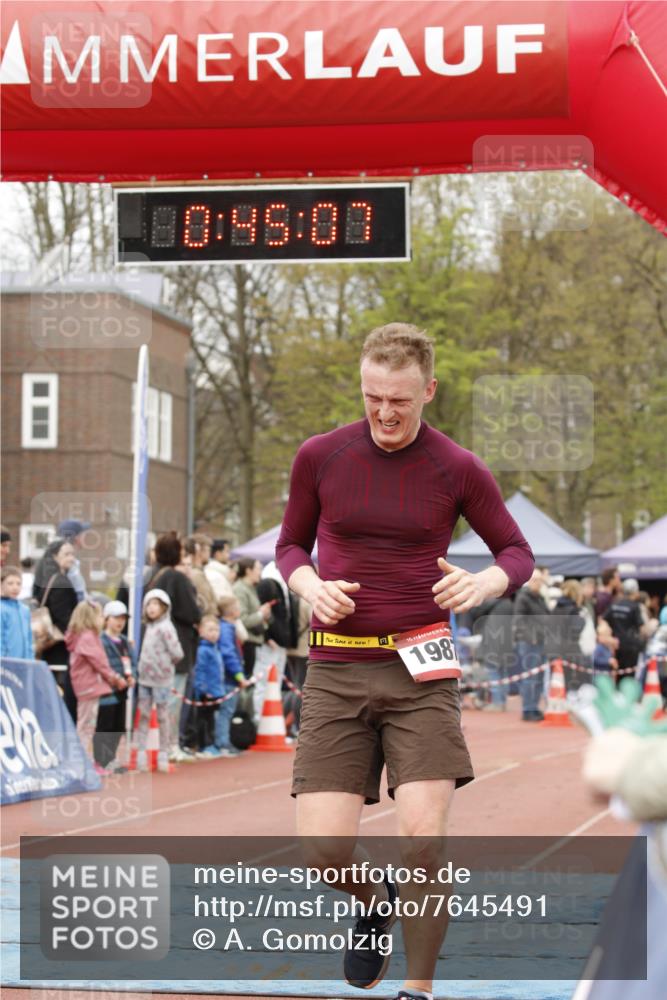 13.04.2025 - Hammer Lauf A. Gomolzig http://msf.ph/oto/7645491 13.04.2025 10:31:06 Ziel 889, 1987 meine-sportfotos.de