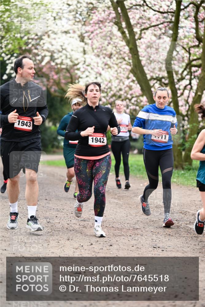 13.04.2025 - Hammer Lauf Dr. Thomas Lammeyer http://msf.ph/oto/7645518 13.04.2025 10:15:15 Laufen 15, 1943, 1942, 271, 11 meine-sportfotos.de