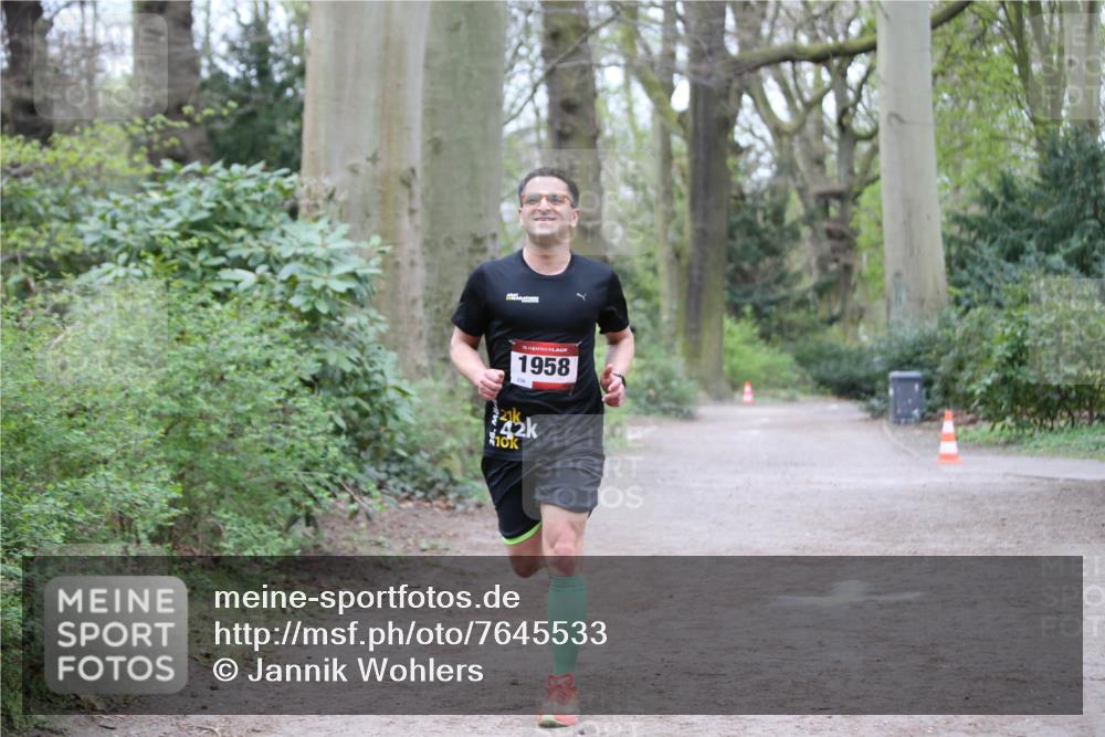 13.04.2025 - Hammer Lauf Jannik Wohlers http://msf.ph/oto/7645533 13.04.2025 11:44:30 Laufen 15, 1958, 236, 10 meine-sportfotos.de