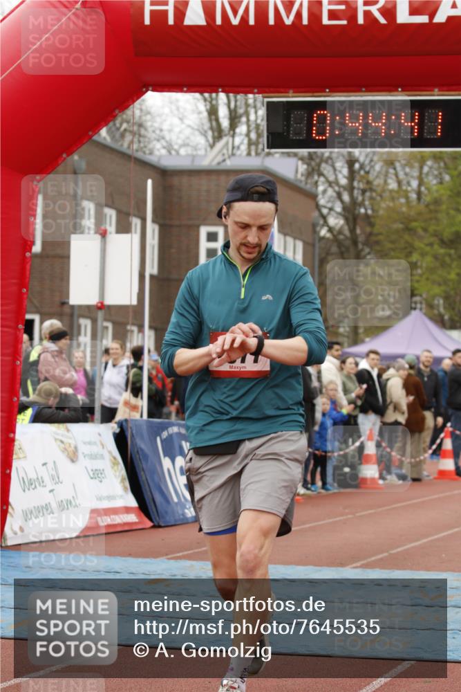 13.04.2025 - Hammer Lauf A. Gomolzig http://msf.ph/oto/7645535 13.04.2025 10:30:40 Ziel 1077, 1797, 1959 meine-sportfotos.de