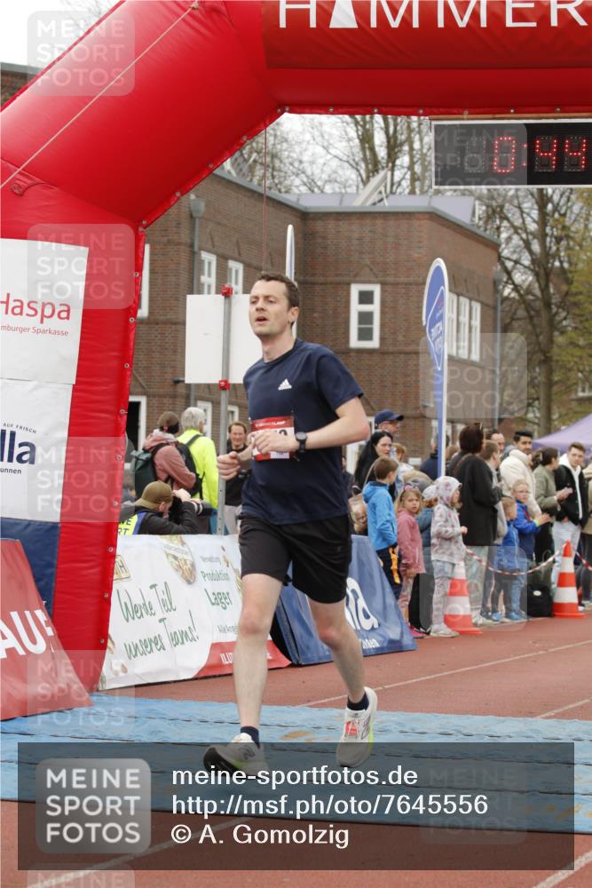 13.04.2025 - Hammer Lauf A. Gomolzig http://msf.ph/oto/7645556 13.04.2025 10:30:36 Ziel 205, 692, 1077, 1959 meine-sportfotos.de