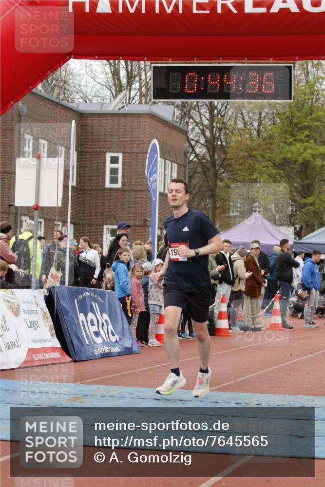 13.04.2025 - Hammer Lauf A. Gomolzig http://msf.ph/oto/7645565 13.04.2025 10:30:35 Ziel 205, 692, 1077, 1959 meine-sportfotos.de