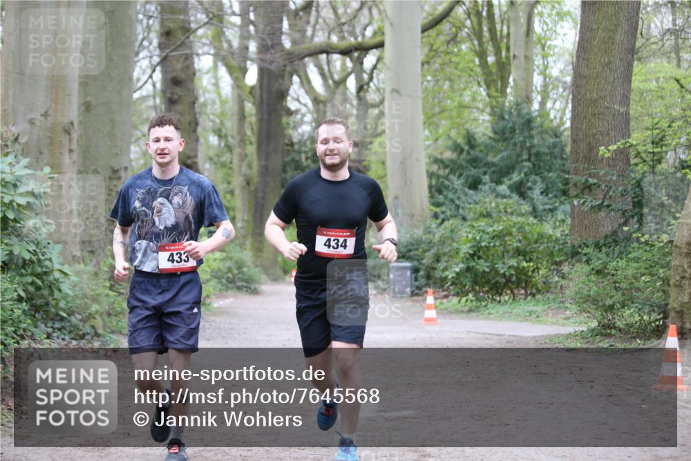 13.04.2025 - Hammer Lauf Jannik Wohlers http://msf.ph/oto/7645568 13.04.2025 11:44:07 Laufen 15, 433, 15, 434 meine-sportfotos.de