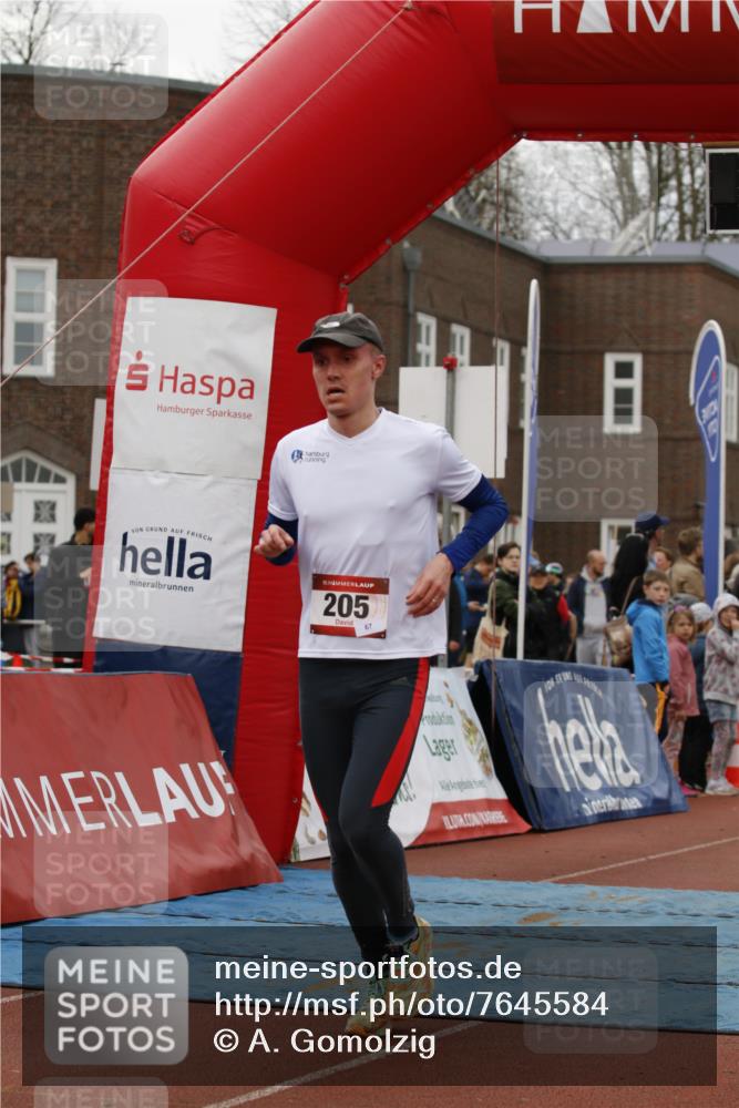 13.04.2025 - Hammer Lauf A. Gomolzig http://msf.ph/oto/7645584 13.04.2025 10:30:32 Ziel 205, 692, 1077, 1959 meine-sportfotos.de